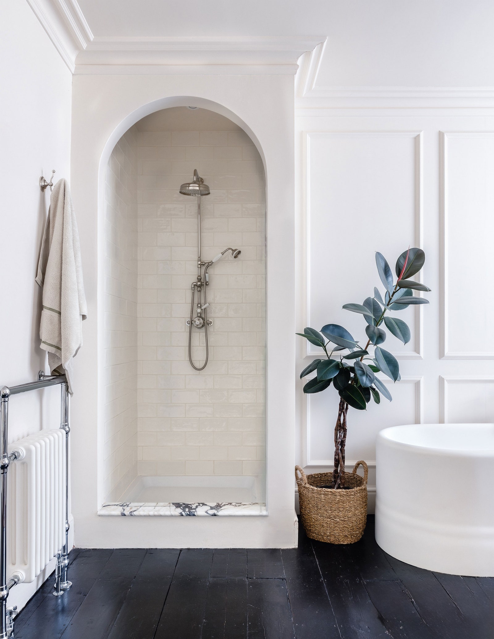 Image may contain Indoors Bathroom Room and Shower Faucet